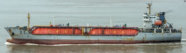 Zhejiang BAO ZE ABT 5546 DWT ON 5.77 M DRAFT