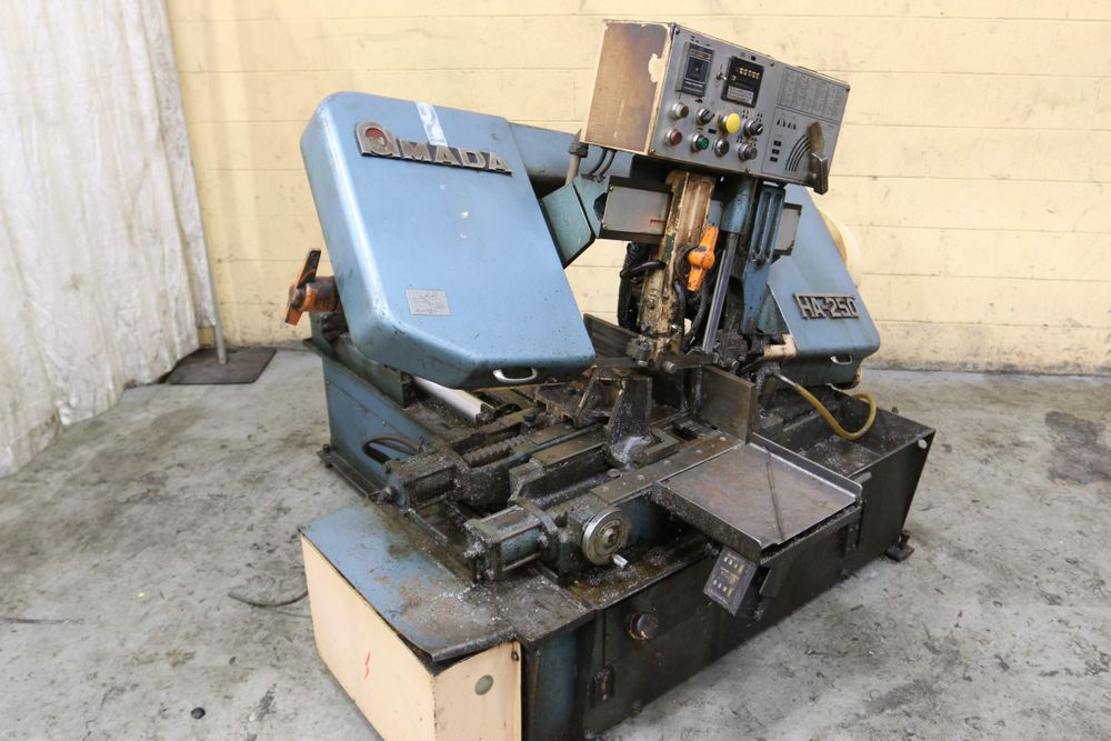 Amada HA250 Band Saw Semi Automatic