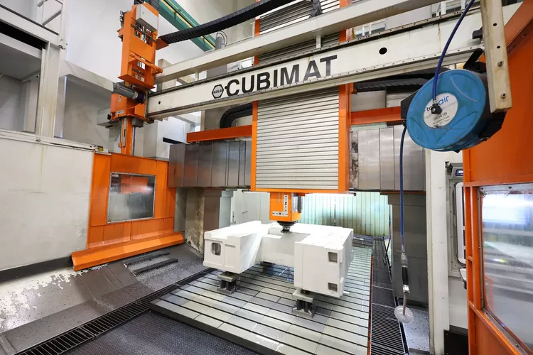 Kolb Cubimat VD 3000 5 Axis
