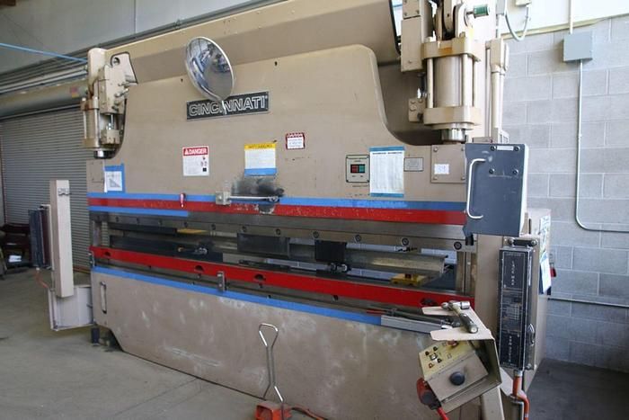 Cincinnati CBII 90 HYDRAULIC 2 AXIS CNC BRAKE 90 TON x 10'