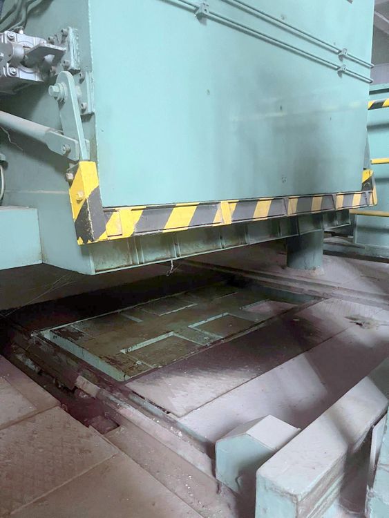 Gualchierani FTC / 200   hydraulic vertical/hydraulic bale press