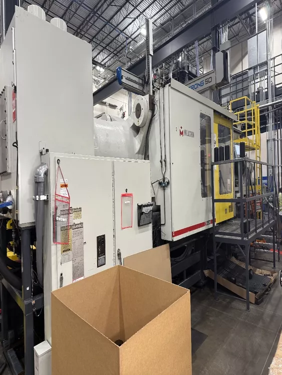 Cincinnati Milacron VL-850 850 T