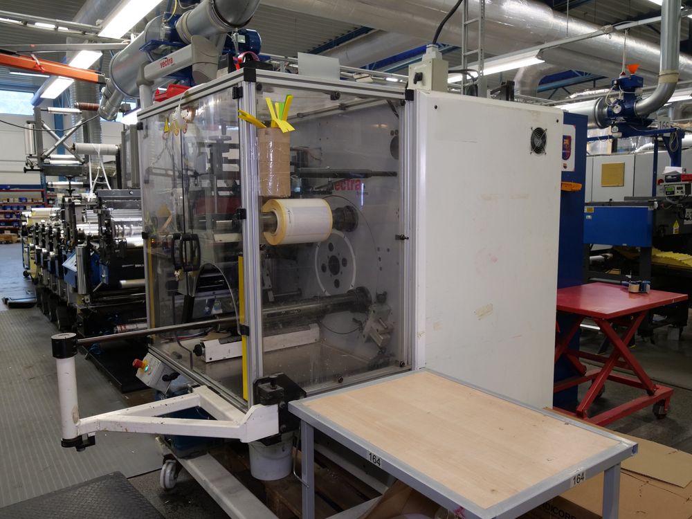 AB Graphics Vectra STR 410 turret rewinder