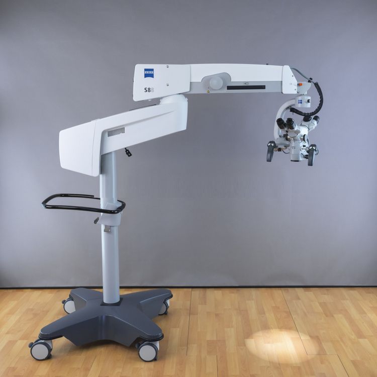 ZEISS OPMI Vario S88 Surgical Operating Microscope