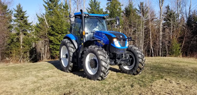 New Holland T6-165 Soucy