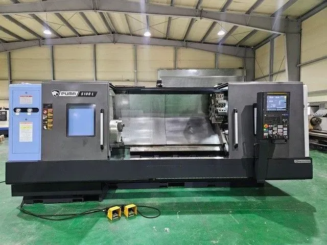 Doosan FANUC SERIES I PLUS CNC Color Control 1,500 RPM DN SOLUTIONS PUMA 5100LB  2 Axis