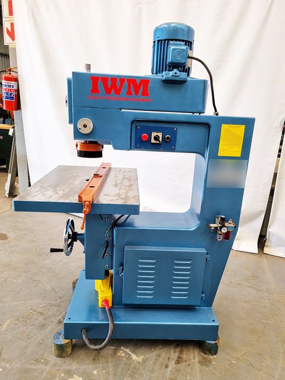 IWM SR680 OVERHEAD ROUTER