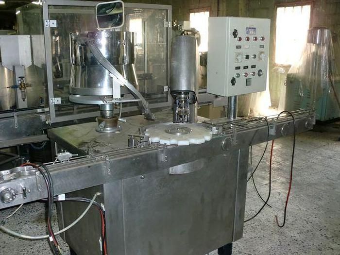 MAKINFARMA Pilfer cap screwing machine