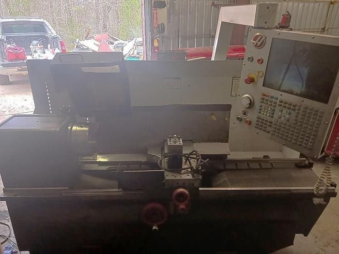 Haas Haas 2-Axis CNC with 15" Color LCD Monitor 1800 RPM TL-2 Big Bore 2 Axis