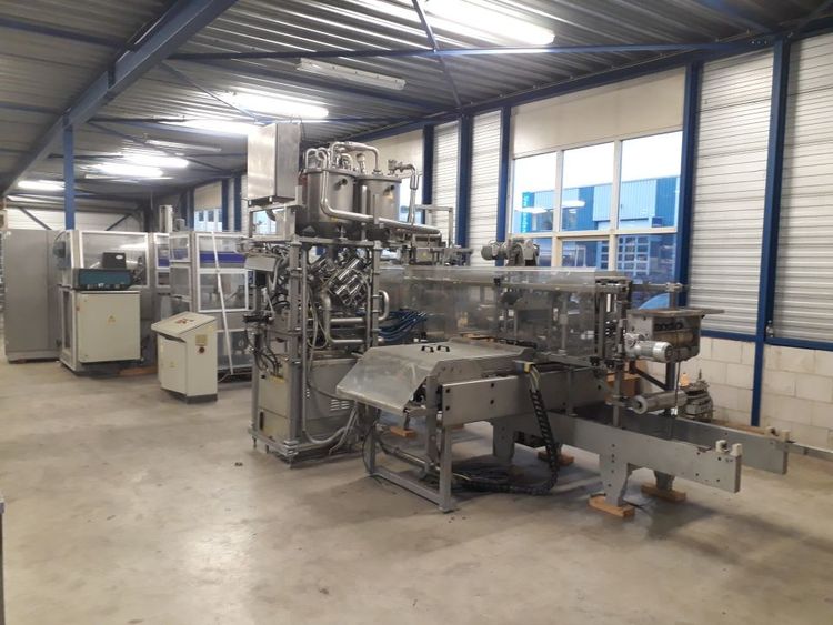 Hassia THM 18/42 Forming, Filling, Sealing machine (FFS) with tray former and packer