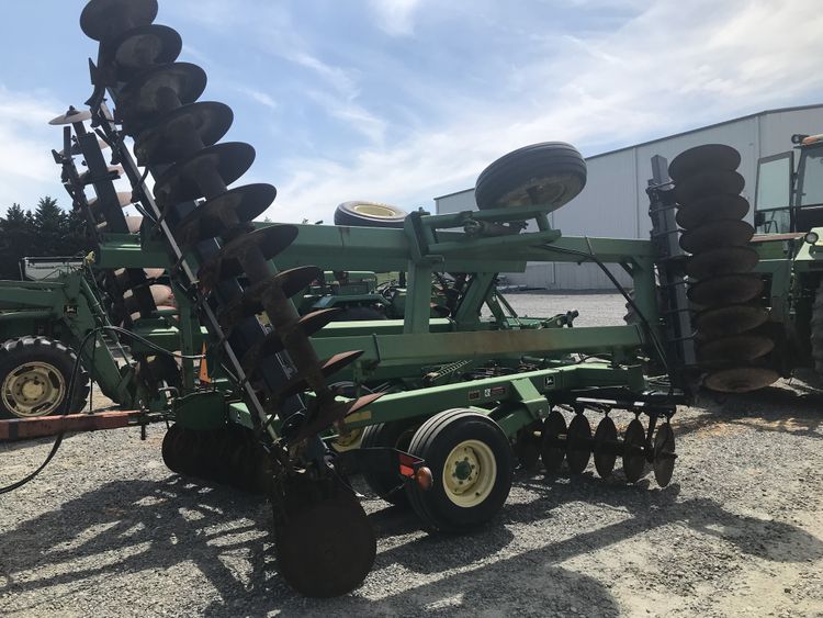 John Deere 637 Disks