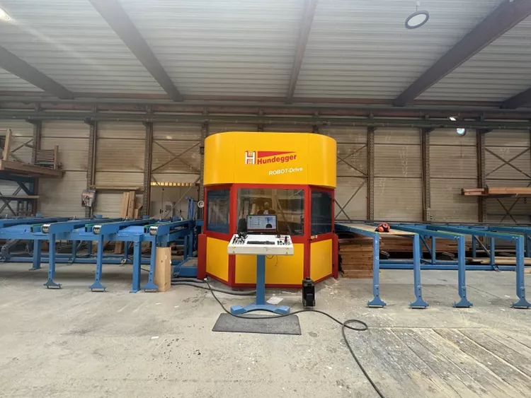 Hundegger RD-450 Joinery machines