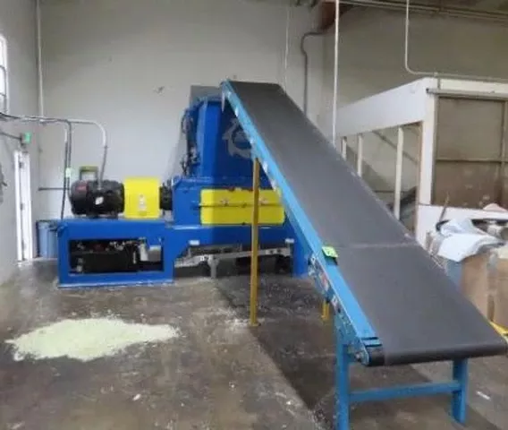 SSI SR400E Single Shaft Shredder