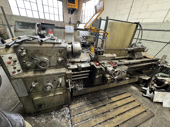 CMT ENGINE LATHE 1500 rpm TORTONA URSUS 250 2000