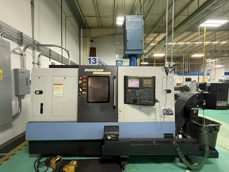 Doosan Fanuc 18i-TB 4,500 rpm Puma 2000SY 5 Axis