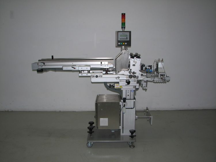 MF-220 Automatic Tray Feeder