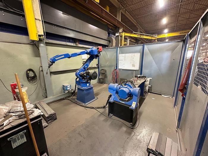 Yaskawa YRC1000 SERIES CONTROLLER W/ AR3120 WELDING ROBOT 6 Axis 20 KG PAYLOAD