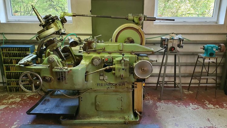 Reinecker AKH 1A