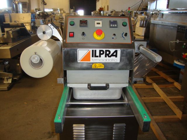 Ilpra FOODPACK BASIC SEMIAUTOMATIC TRAY SEALER