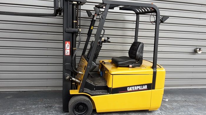 Caterpillar EP20KT Electric Forklift 2,000 kg