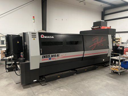 Amada ENSIS-3015AJ AMNC 3i