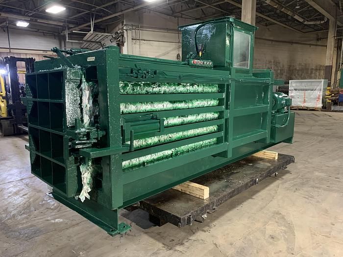 Maren 122 Horizontal Closed Door Baler