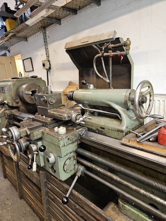 Potisje Engine Lathe Variable PA 22