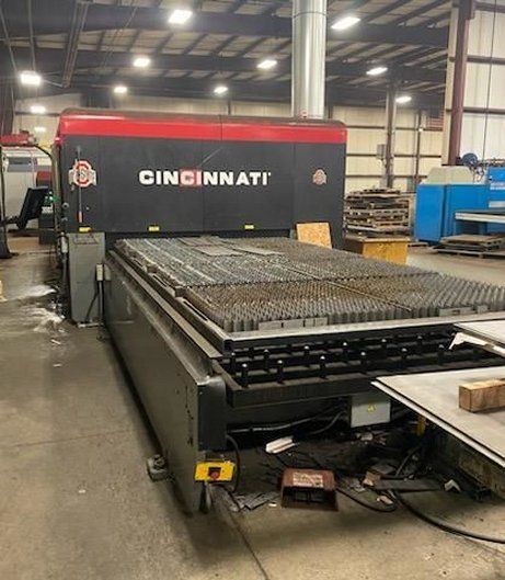 Cincinnati 6000 WATT CL-960 FIBER LASER, 6' X 12' CNC Control