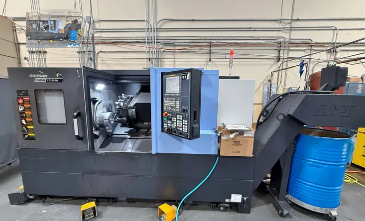 Doosan FANUC 0i-T control 3,500 RPM PUMA GT2600M 3 Axis