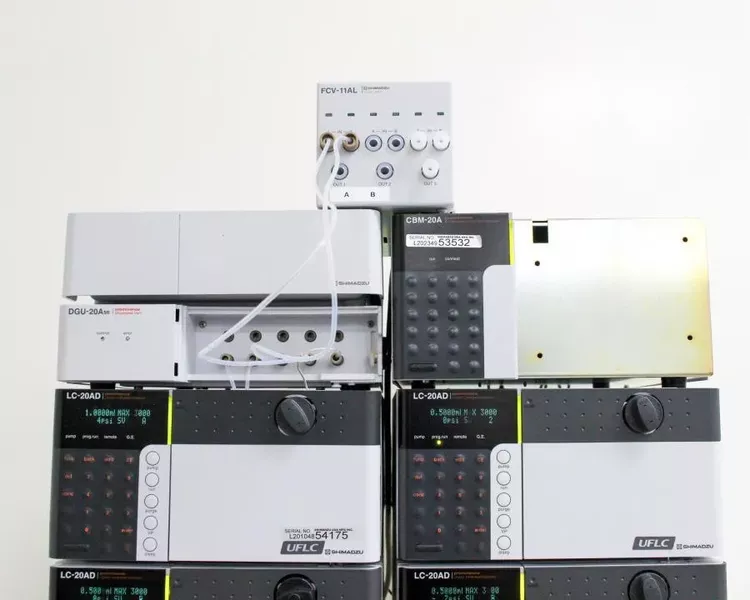 Shimadzu Prominence UFLC HPLC System