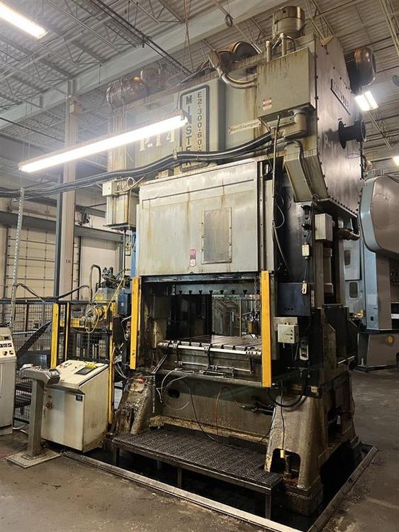 Minster E2-300 SSDC PRESS 300 Ton