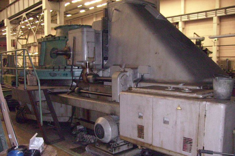 Kolomna 544M  Gear Hobber is intended for machining worm wheels (whorm gears) and spur gears