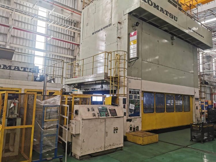 Komatsu E4T1700 1700 ton