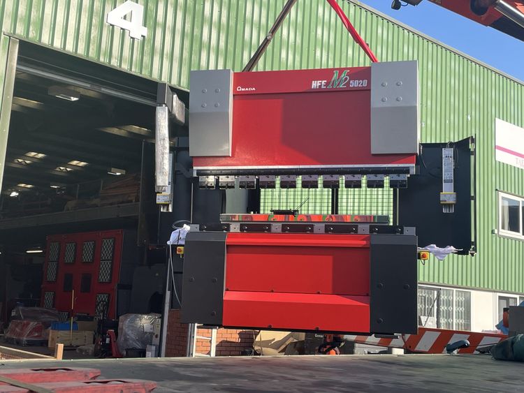 Amada HFE M2 5020 50 tons