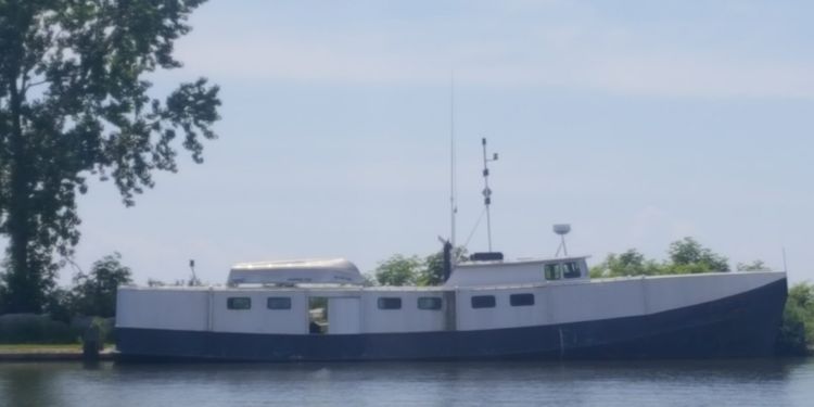 GREAT LAKES COMMERCIAL FISHING VESSEL Shaft Diameter: 3 ½”