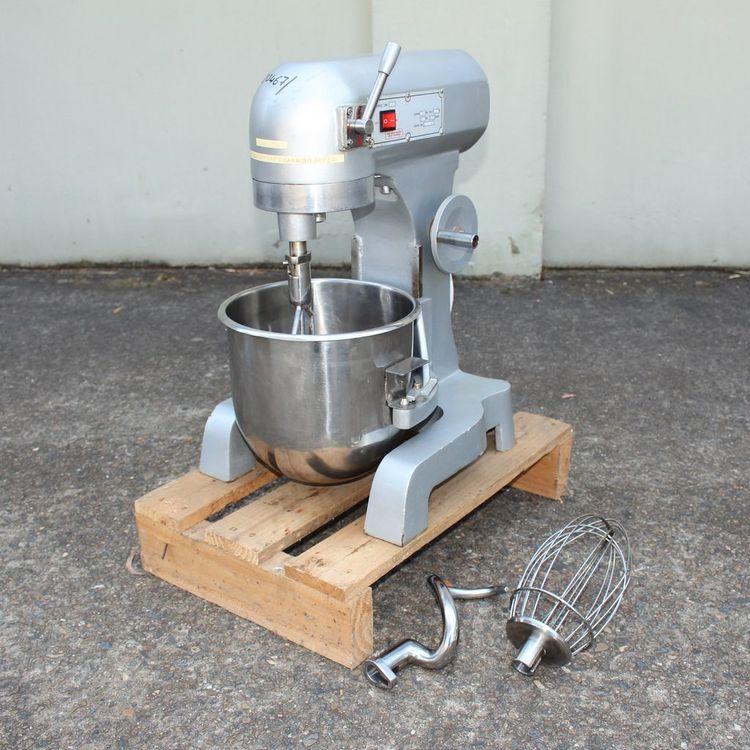 UM-10 Planetary Mixer