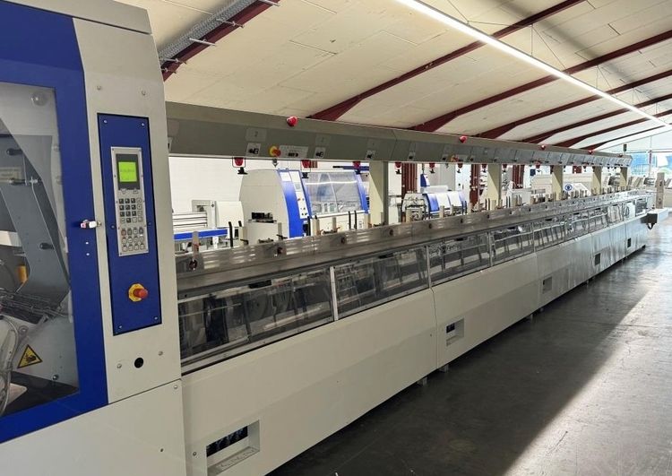 Kolbus ZU 804 with ZA 800 Gathering machine - folded layers