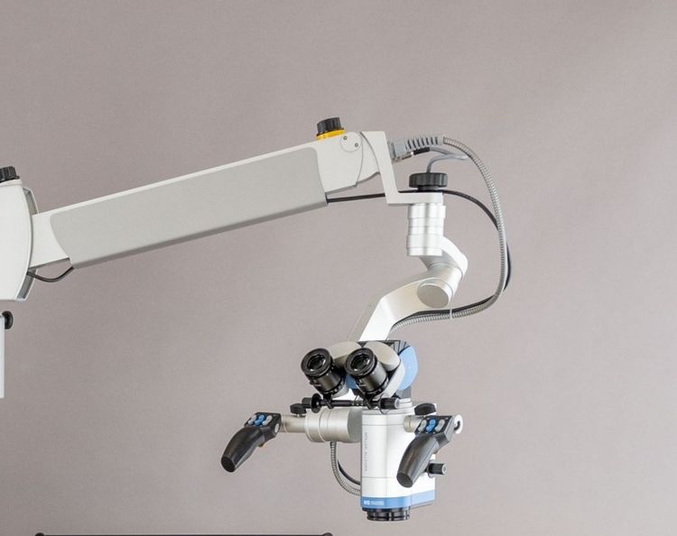 Möller-Wedel Allegra 500 FS 2-15 Operating Microscope