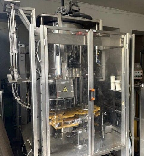 Zalkin 12-HEAD HIGH-SPEED AUTOMATIC CAPPING MACHINE