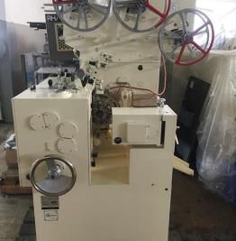 Pactec EW5  Cut & Double Twist Wrapping Machine