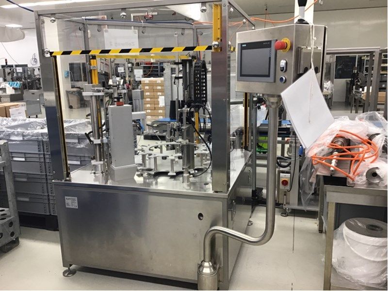 Modern pharmaceutical and cosmetic packaging lines