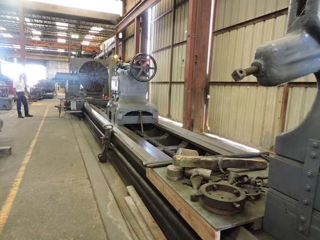 Engine Lathe 60 RPM Putman	108" x 391"