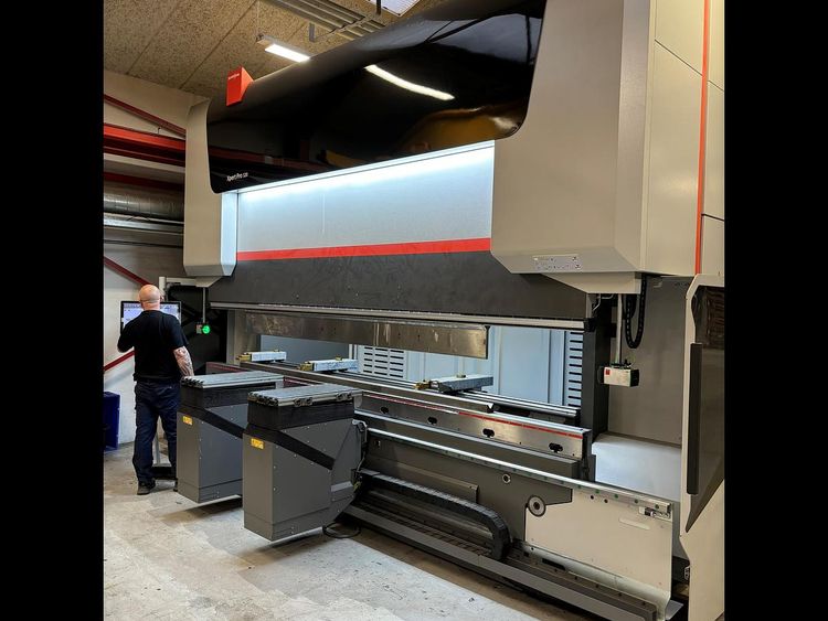 Bystronic XPERT PRO 320/4300 EXTENDED 320 ton