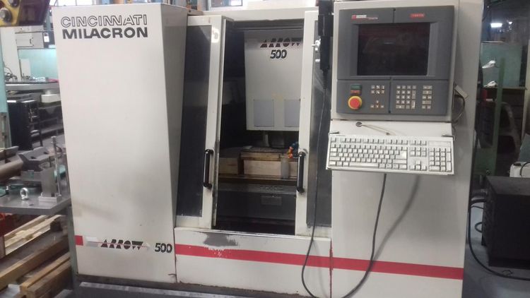 Cincinnati Milacron ARROW 500 3 Axis