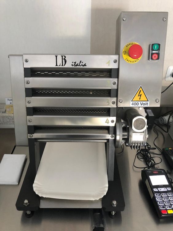 TB250 Benchtop pasta cutter