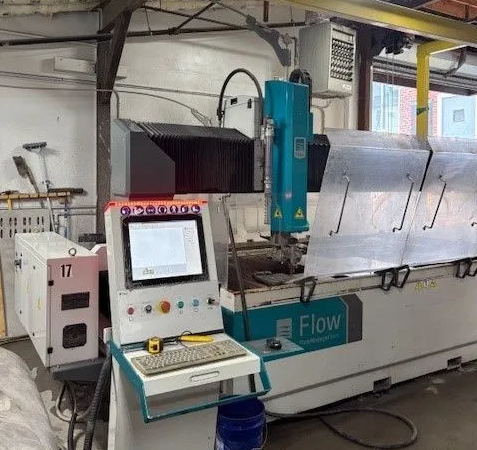 Flow MACH 300 3015 DWJ CNC