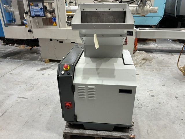 Tria JM 4220