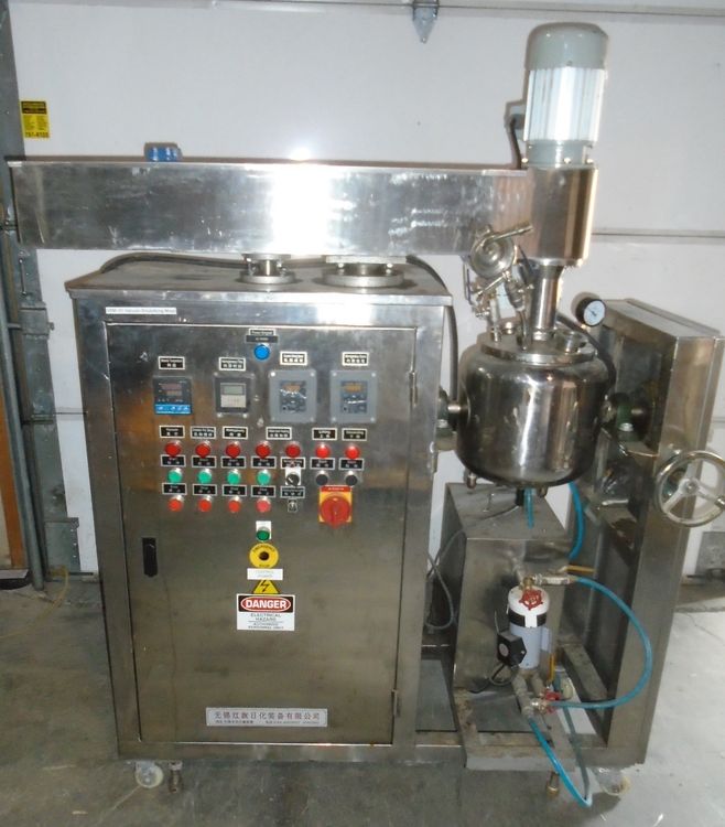 VEM-01 Vacuum Emulsifyer Mixer