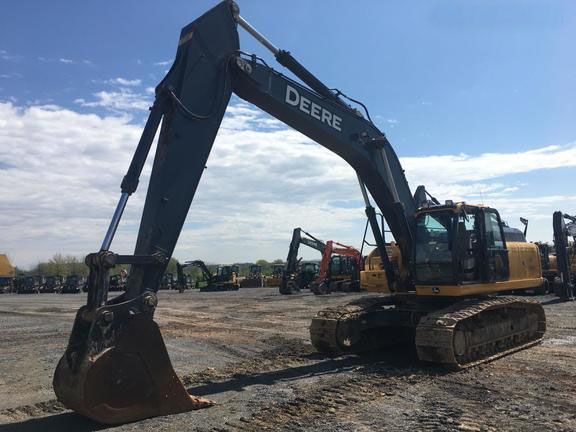 John Deere 350G LC Excavator