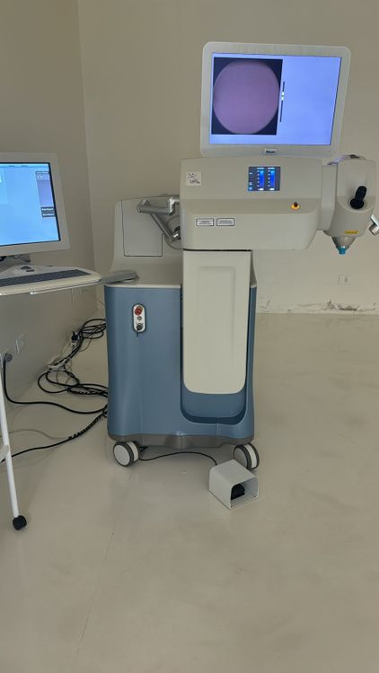 Alcon LenSx